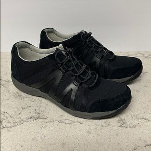 Dansko Black Casual Walking Shoes
